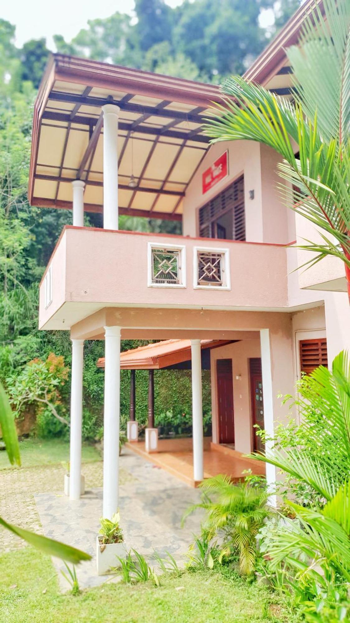 Hotel Hill House Guest Mirissa Exterior foto